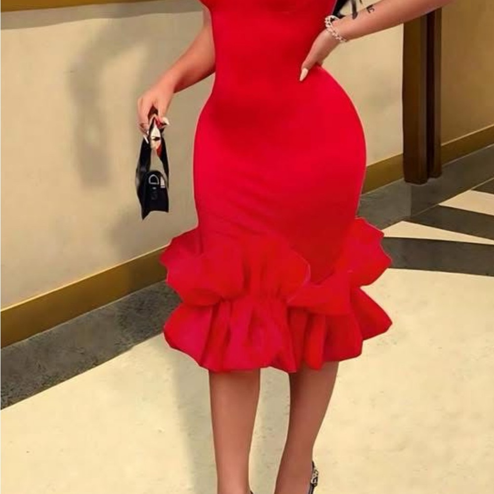 Elegant Red Ruffle Hem Dress